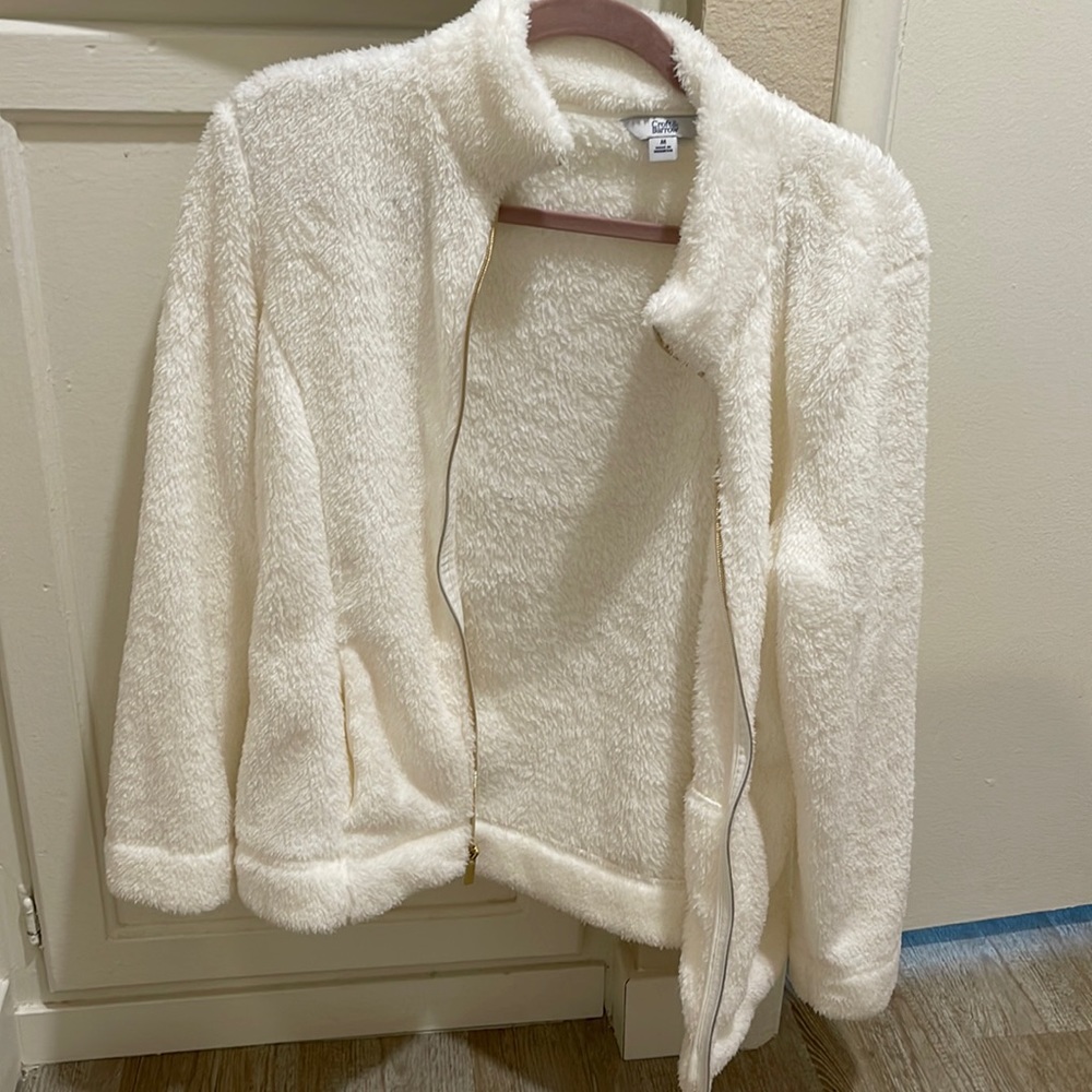 Croft & Barrow white sweater